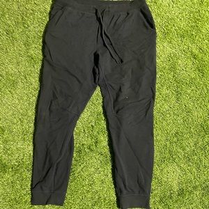 Lululemon black sweat pant joggers XL worn a few times